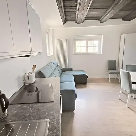 Apartment 2-room Mountain View, Wifi Netflix Ac Lift